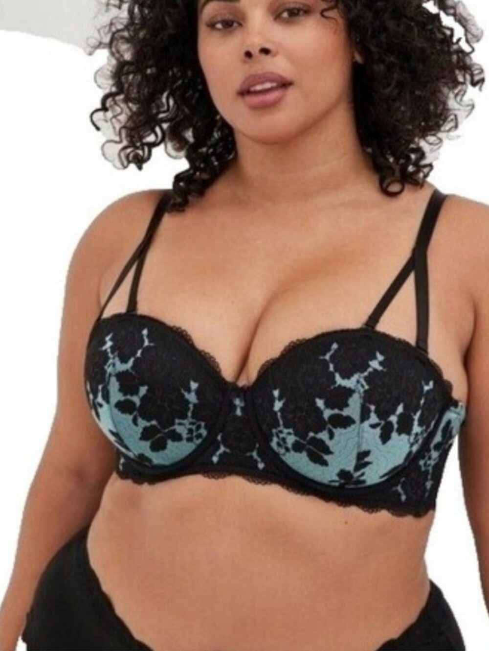 Torrid Push Up Bra Strapless / With Straps